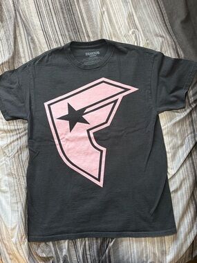 Famous Stars & Straps Black T‑Shirt with Pink Logo Mens Size Medium
